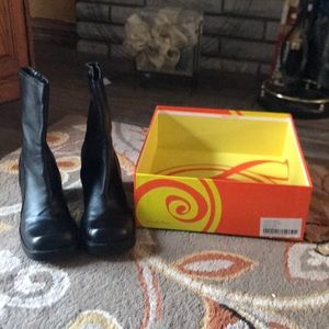 Gabriella Rocha boots